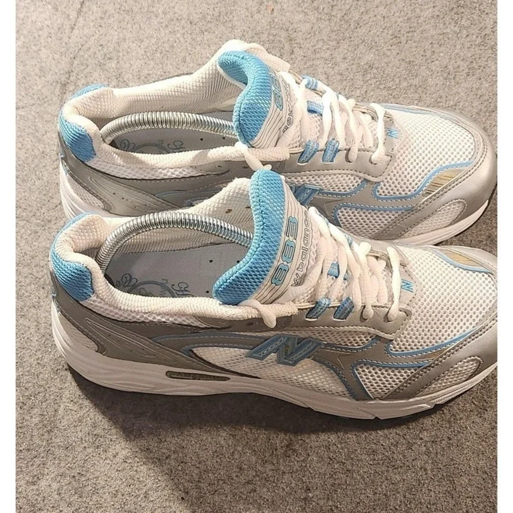 New Balance 880 Running Shoes Womens Size 9.5 White‎ Blue Mesh Athletic Sneakers